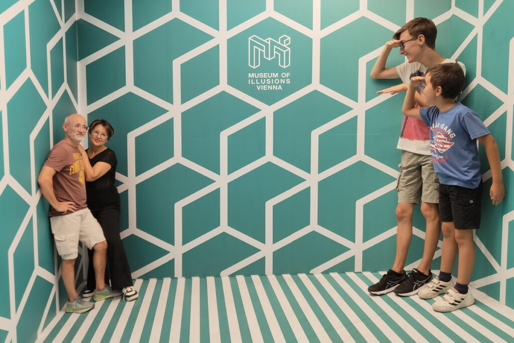 Creatività al museo delle Illusioni di Vienna